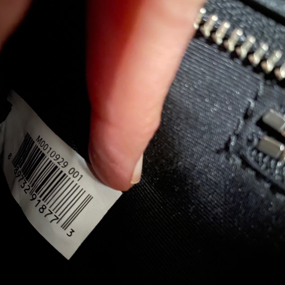 SOLD MARC JACOBS Satchel- Not available - Picture 9 of 11
